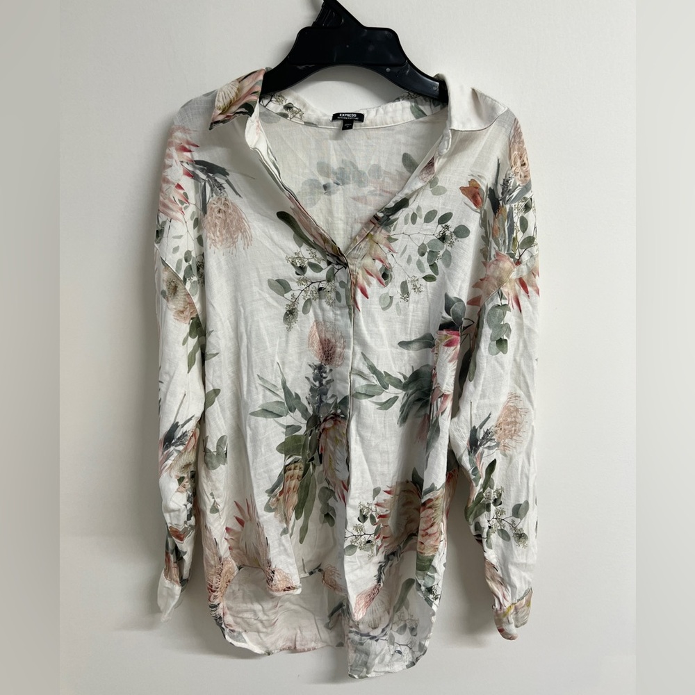 Express White and Green Long Sleeve Button Down Shirt